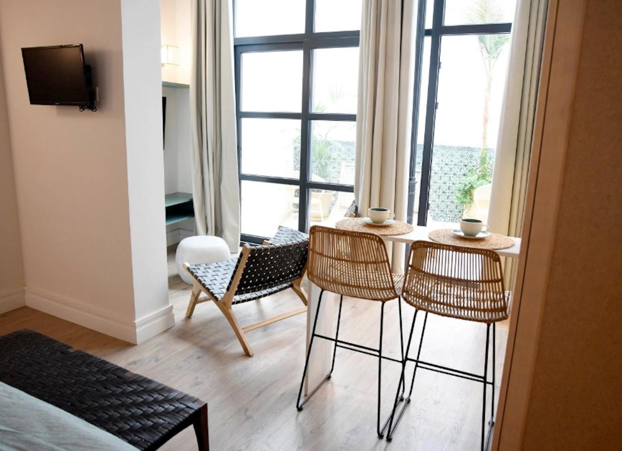 The Honest Hotel & Apartments Sevilla Kültér fotó