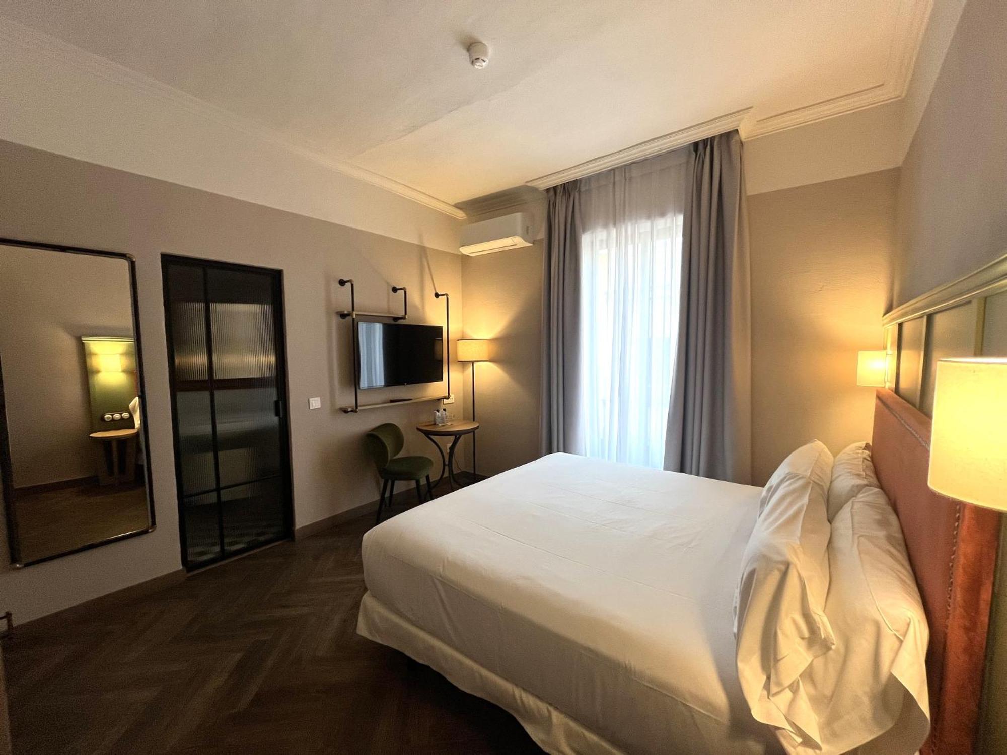 The Honest Hotel & Apartments Sevilla Kültér fotó